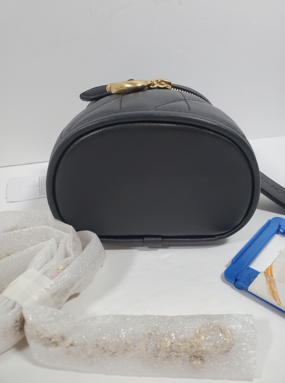 Coach Trail Crossbody Bag 12 With Pillow Quilting in Black NWT - Picture 4 of 7